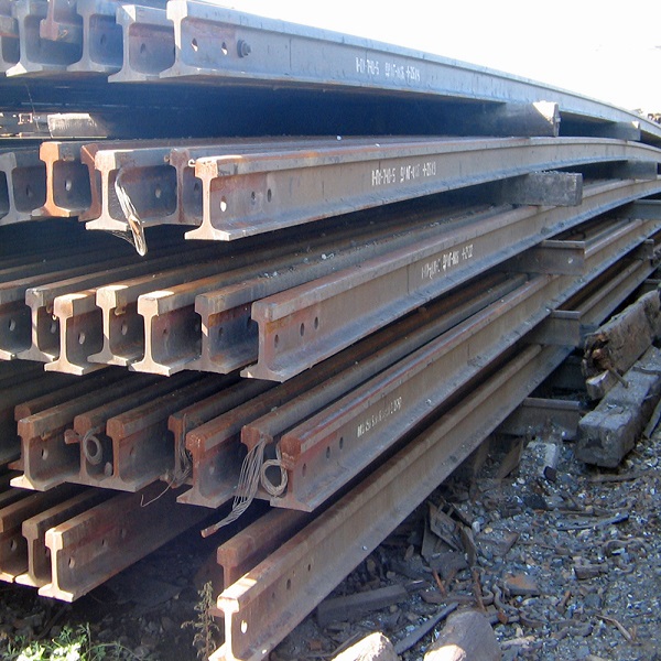 USED RAILS / HMS 1&2 SCRAP